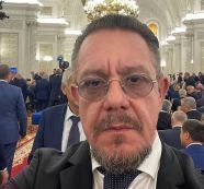 США официально вступают в технологическую гонку за ИИ